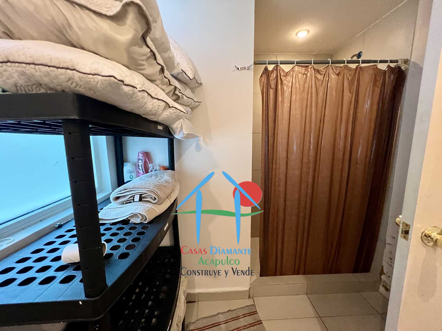 Villa Alejandra 2000 - Cuarto de servicio 1